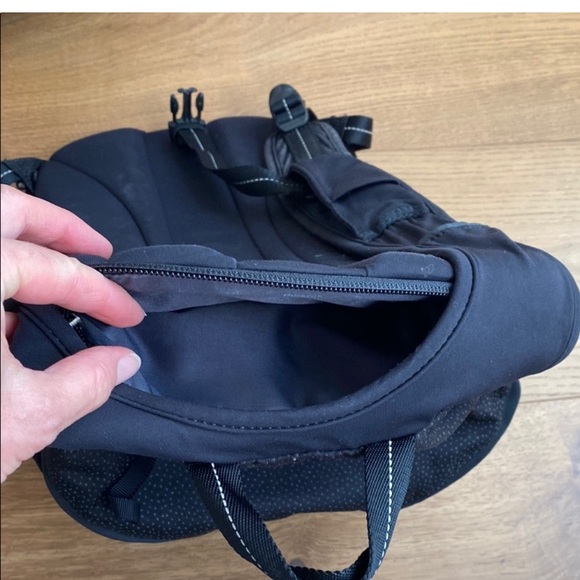 Run All Day backpack - Picture 5 of 12